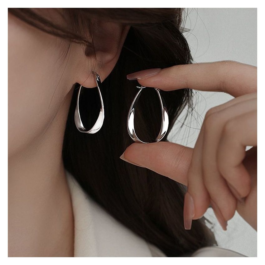 Mobius Sterling Silver Ultra Light Large Circle Earrings