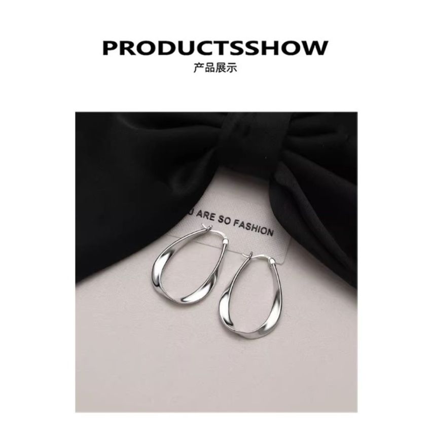 Mobius Sterling Silver Ultra Light Large Circle Earrings